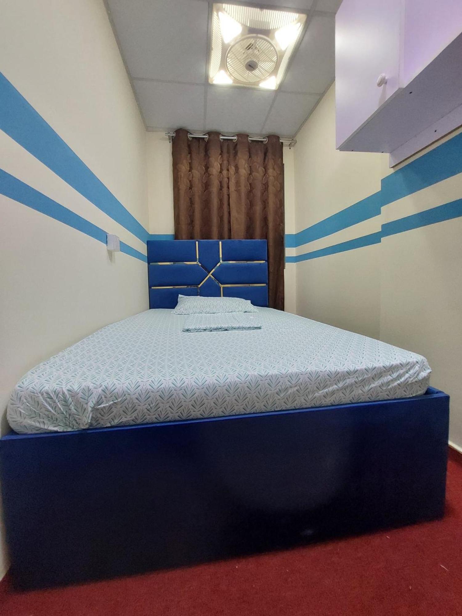 Benitah Partitions And Family Quarto em Acomodações Particulares Dubai